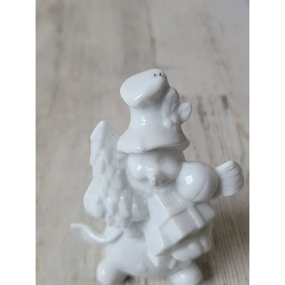 White ceramic pine tree snowman gift xmas figure‎